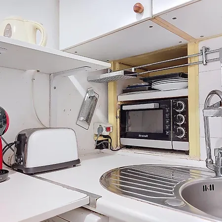 Daphne By Interhome *