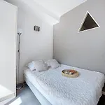 Daphne By Interhome *