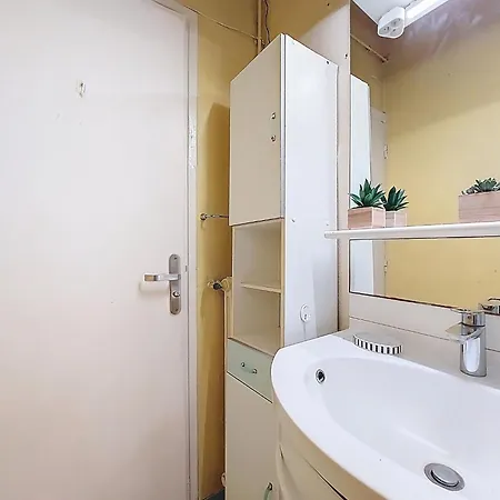 Апартаменты Daphne By Interhome