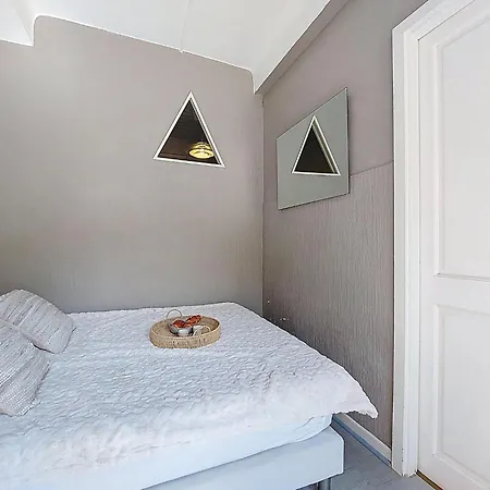 Appartamento Daphne By Interhome Nizza